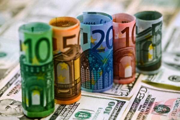 Міжбанківські торги відкрилися ціною на долар по 14,95 гривень
